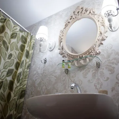 Levantes Superior Suite. *