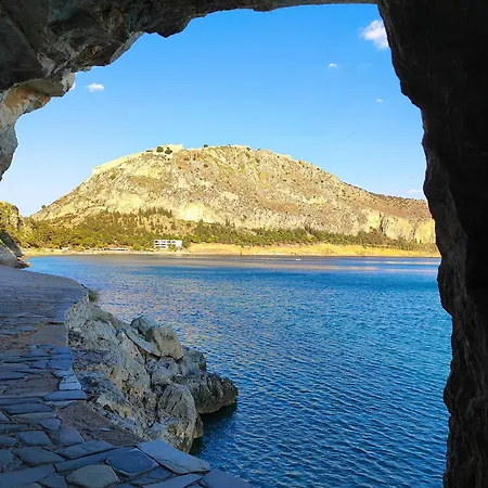 Levantes Superior Suite. Nauplia