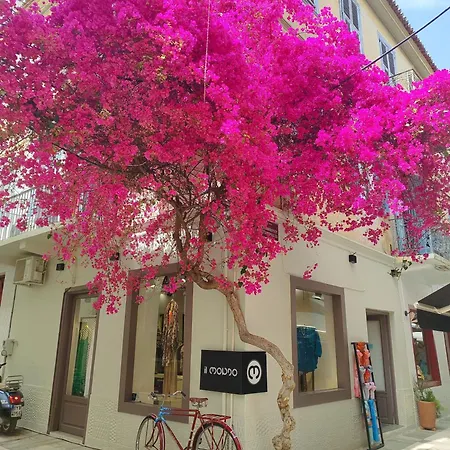 Apartment Levantes Superior Suite. Nafplio