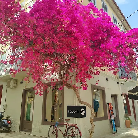 Apartment Levantes Superior Suite. Nafplio