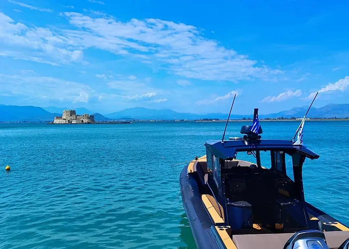 Apartment Levantes Superior Suite. Nafplio