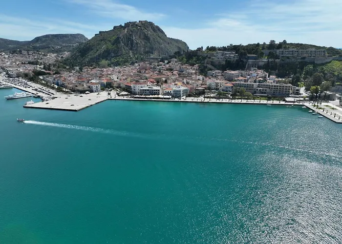 Apartment Levantes Superior Suite. Nafplio