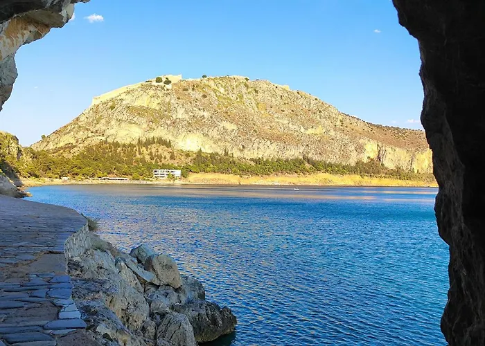 Levantes Superior Suite. Nafplio